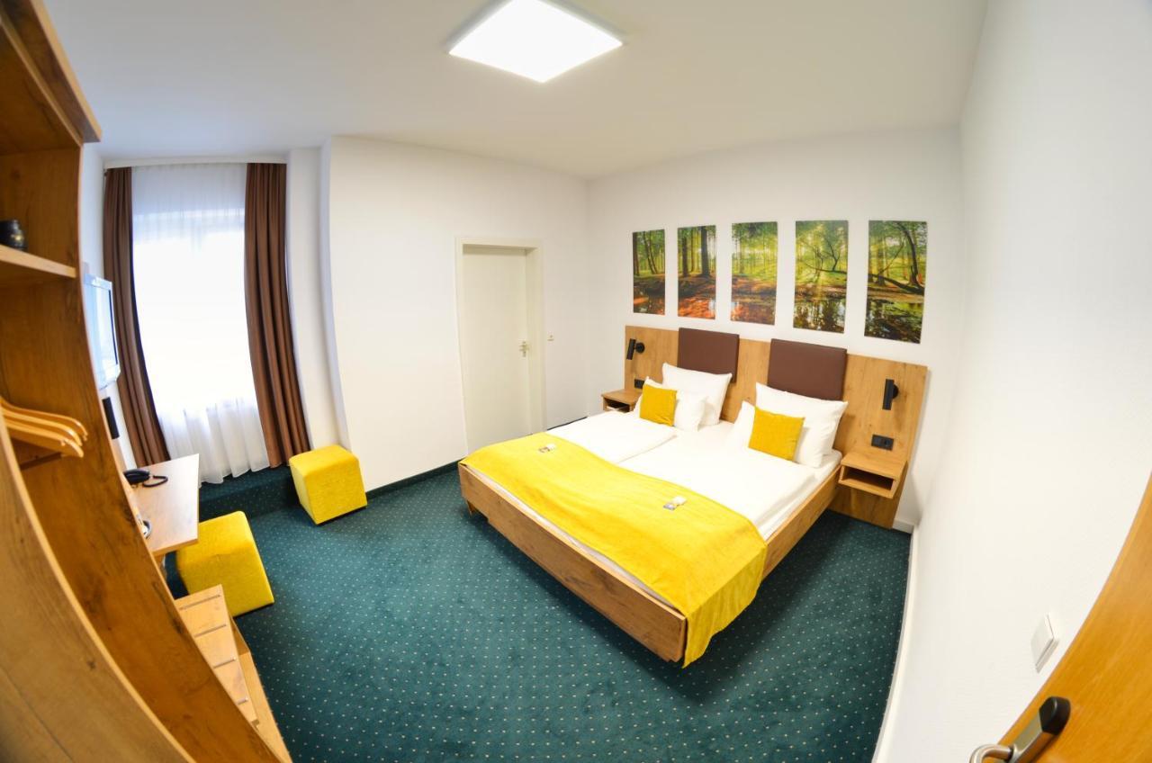 Hotel Am Markt Karlsruhe Exterior photo